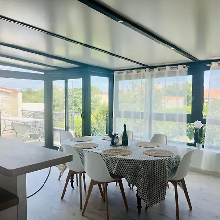 Le - Jolie Maison à Affittacamere 3*