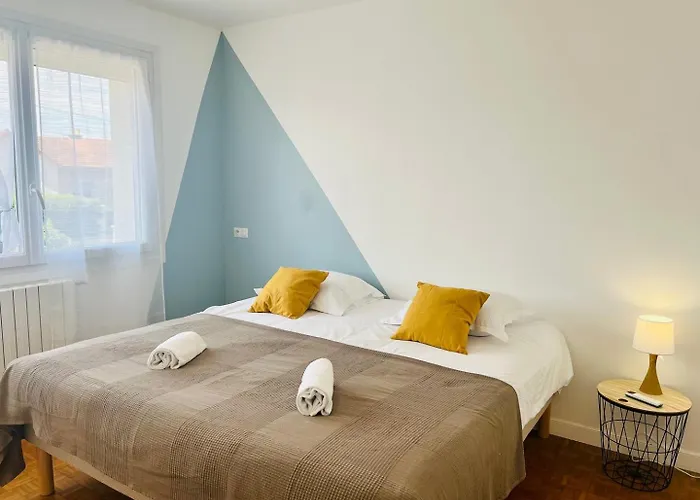 Guest house Le - Jolie Maison A 3*